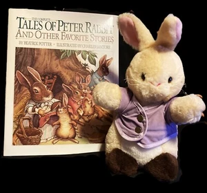 Beatrix Potter Selection of Stories Peter Rabbit Illustr. Hardcover PET RESCUE - Picture 1 of 8
