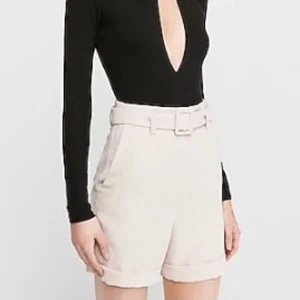 Express Extreme High Waisted Belted Bermuda Shorts 0 - Picture 1 of 3