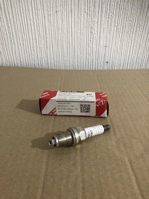 Genuine Lexus Spark Plug K16R-U Spare Part Fits LX450 1996-1998 9091901176 x1 - Image 1 of 4