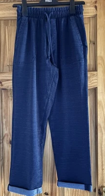 M&S Womens Straight Leg Jersey Elasticated Waist trousers UK8 short - NWOT  - Image 1 of 4