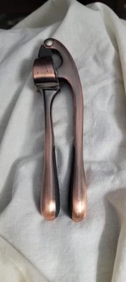 Garlic Press Crusher Copper Finish Ergonomic Handle Kitchen Gadget. Simple craft - Изображение 1 из 4