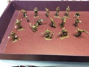 LOT OF 16 Revell or MONOGRAM WW II AMERICAN ARMY INFANTRY #3 - Picture 1 of 7