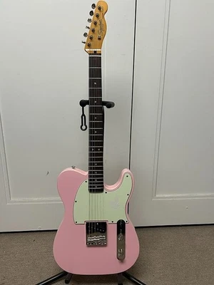 Fender Squier Limited Edition Classic Vibe 60's Custom Esquire Guitar Pink - Image 1 of 4