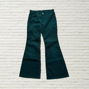 Vintage 70s Wrangler Bell Bottoms - Green Corduroy Low Rise Hip Hugger Flares - Picture 1 of 8