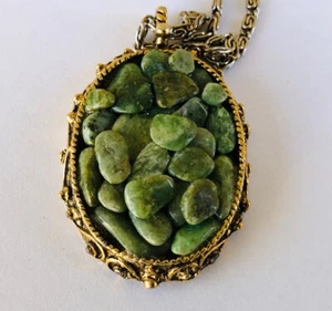 Encrusted green quartz pendant necklace - Picture 1 of 4