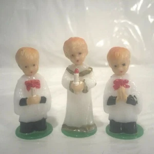 3 Vtg MCM Mini Hard Plastic CHOIR BOY Xmas Putz Set Green White & Gold HONG KONG - Picture 1 of 7