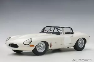 Autoart 73649 - 1/18 Jaguar Lightweight E-Type - White - Neu - Picture 1 of 1