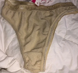 Vintage RUE 21 beige Herzen Bund Glitzer glitzernd Nylon/Elasthan Tanga Gr. 5/S - Bild 1 von 7