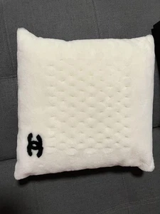 Chanel G22 2023 Novelty Fur CC Pillow Interior Cushion White w/Ribbon & Box New - Picture 1 of 24