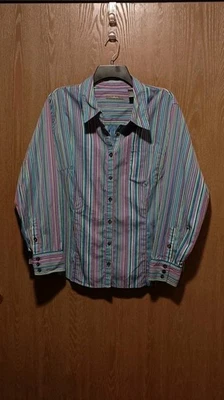 Camisa Liz Claiborne a Rayas 2X Vibrante Cuello Abotonado Estándar Manga Larga  Foto 1 de 4