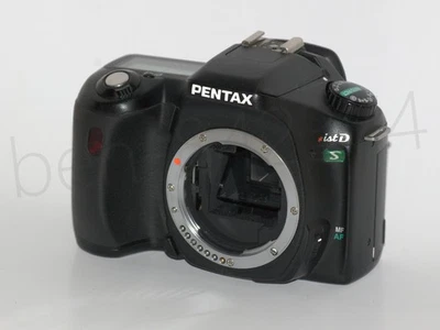 Pentax ist DS - 6,1MP CCD - DSLR Body - Pentax K - getestet, Beschreibung lesen! - Bild 1 von 4