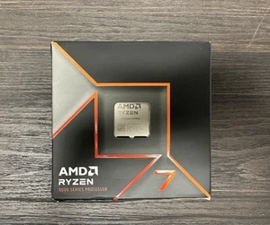 AMD Ryzen 7 9700X 8-Core 16-Thread Unlocked Desktop Processor - Bild 1 von 3