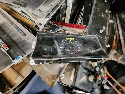 1998 1999 年 2000 2001 2002 2003 2004 年林肯敦汽车集群速度计 # 3 — 第 1/2 张图片