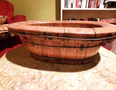 Винтажная примитивная деревянная восточная детская ванна - Изображение 1 из 4