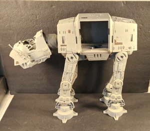 VINTAGE 1981 STAR WARS AT-AT WALKER VEHICLE NOT COMPLETE AS IS UNTESTED PARTS - Picture 1 of 13