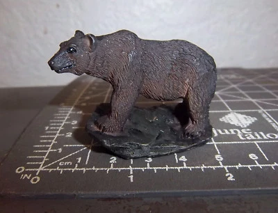 Brown Bear cast figurine Hand painted 2 inch x 1.5, great collectible figure - Image 1 of 4
