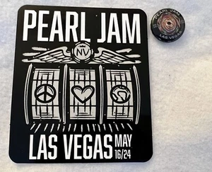 PEGATINA Y PASADOR DE BOTÓN PEARL JAM LAS VEGAS MGM GRAND 5/16/2024 DARK MATTER TOUR - Imagen 1 de 5