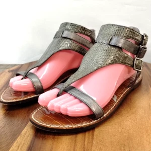 Sam Edelman Grenna grau Schlangenprägung Leder T-Riemen Zehenstegsandalen Größe 7,5 M - Bild 1 von 11