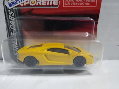 Majorette LAMBORGHINI AVENTADOR Street Cars 系列 黄色 — 第 1/2 张图片