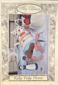 May Blossom ~ Roly Poly Picnic Quilt Pattern - Picture 1 of 3
