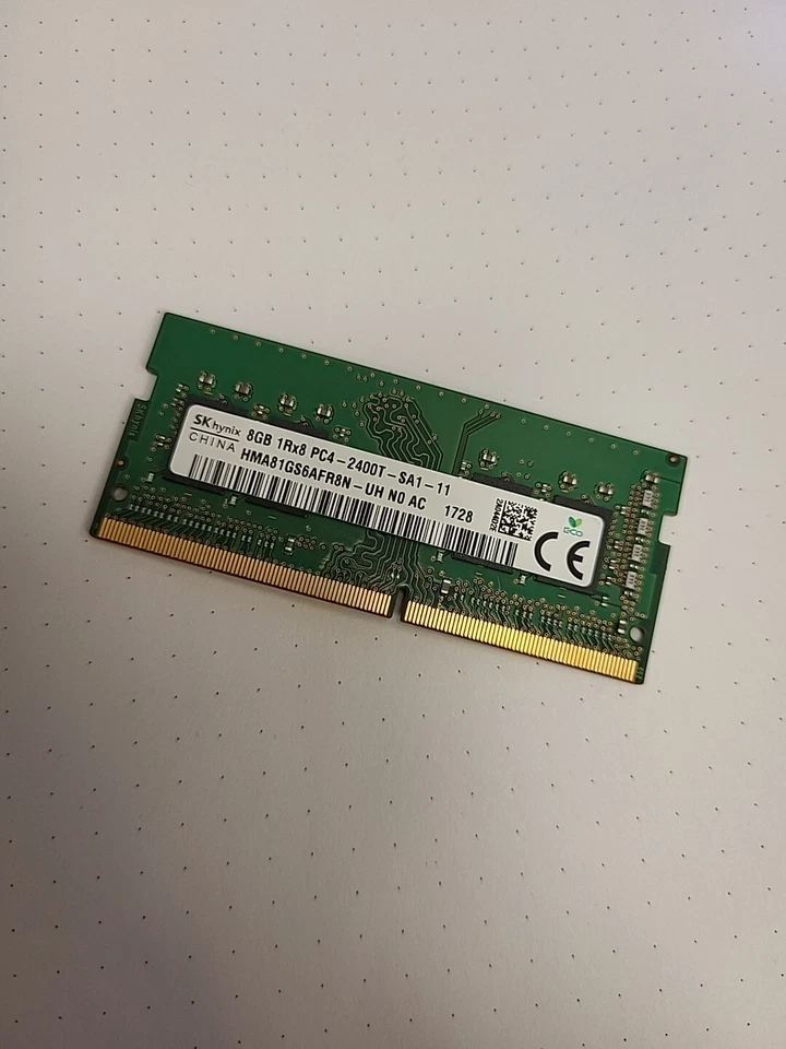 SK hynix HMA851S6AFR6N-UH DDR4 SDRAM 260 Pin Memory Module - Image 1 of 1