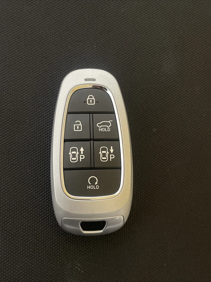 Hyundai Santa Fe Auto Start Smart Key 2023 — 第 1/1 张图片