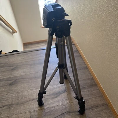 Promaster 6400 Photo/Video Tripod - Image 1 of 3