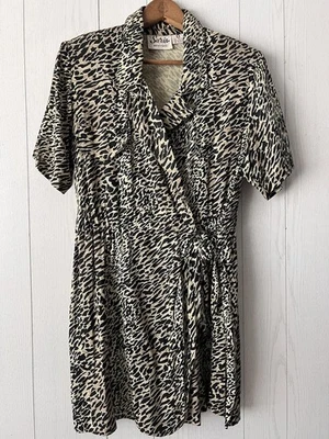 Mameluco envolvente vintage de los años 90 Sarín NY con estampado de leopardo Rayón India pequeño para mujer años 80’s Foto 1 de 4