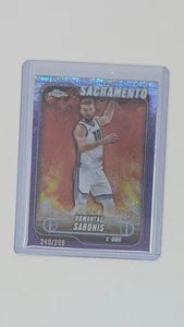 2024-25 Topps Chrome - Domantas Sabonis #153 Purple Refractor /299 - Picture 1 of 2