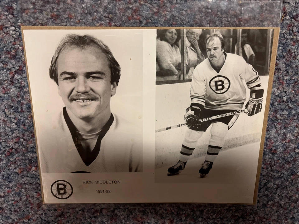 RICK MIDDLETON -  Boston Bruins 1981-82 7”x9” Press Media Photo - Image 1 of 1