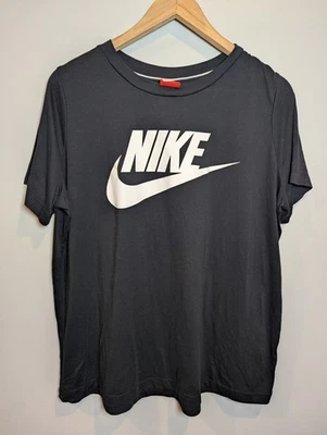 Camiseta Nike feminina tamanho XL etiqueta vermelha logotipo soletrado Swoosh - Imagem 1 de 4