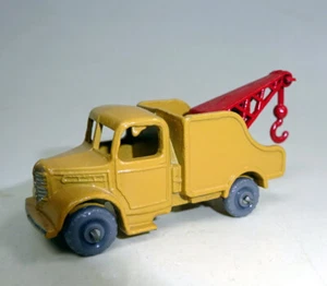 Ruedas de plástico Matchbox RW 13B Wreck Truck marrón y rojo Ejes perfectos - Imagen 1 de 6