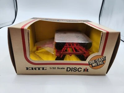 Vintage ERTL 1/32 Diecast IH Int Harvester Implements Disc NO1553 NIB  - Image 1 of 4
