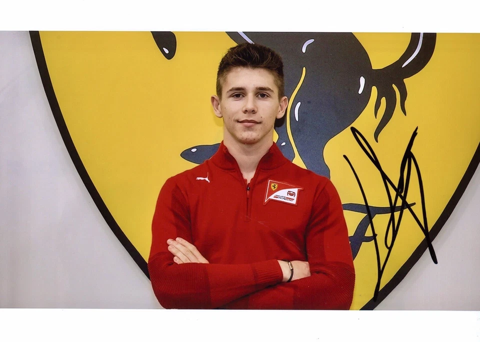 Arthur Leclerc. Pilota Scuderia Ferrari Formula 1. WEC. Autografo Original Sign. - Immagine 1 di 1