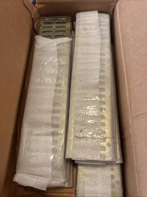 Rejilla de latón pulido mini canal NDS 553PB 1 pie Foto 1 de 4