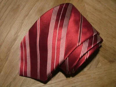 CORBATA VALENTINO PARA HOMBRE 100 % SEDA HECHA EN ITALIA ROJO GRIS RAYAS #410 Foto 1 de 4