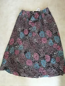 CATO GEFÜTTERTER MAXIROCK ZUM ÜBERZIEHEN BOHO RETRO ~ MEHRFARBIG GEBLÜMT 18/20 W NEU - Bild 1 von 3