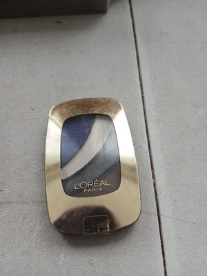 Loreal Colour Riche Eyeshadow Quad #213 Love To Hate Me Brighten Contour Makeup - Image 1 of 2