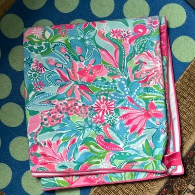 Lilly Pulitzer Lounge Towel Beach Towel Aqua Tropical Pink Oversized Microfiber - Image 1 of 4