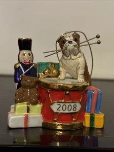 Danbury Como Nuevo Navidad Baterista 2008 Anual Inglés Bulldog Batería Ornamento - Imagen 1 de 10