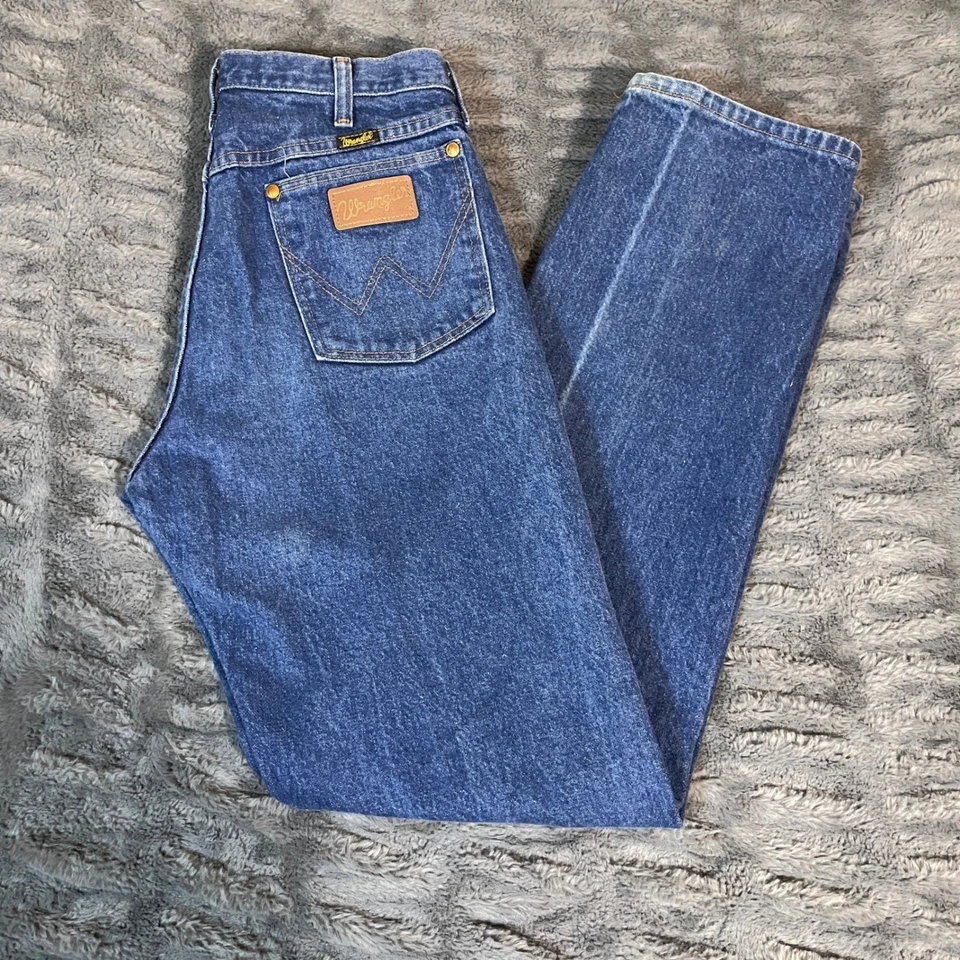 Pantalones de mezclilla para hombre Wrangler azul pierna recta 31x34 hechos en algodón EE. UU. Foto 1 de 4