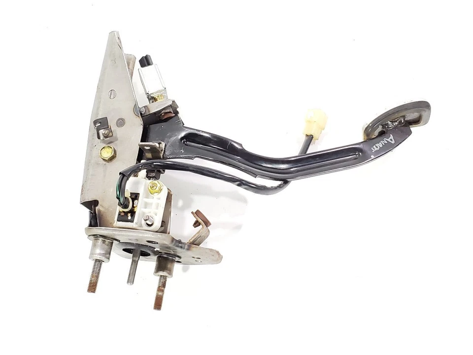 2004 Mazda Miata Speed OEM Brake Clutch Accelerator - Image 1 of 4