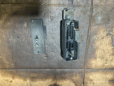 Honda Rebel 450 cmx 450 1986 montaje de caja de fusibles Foto 1 de 4