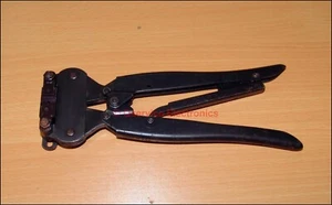 Crimpadora BNC tipo BNC Mode-R AMP (EE. UU.) 69140-1 herramienta de mano - Imagen 1 de 7