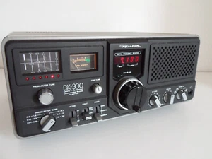 REALISTYCZNY ODBIORNIK KOMUNIKACYJNY DX-300 HF..........RADIO_TRADER_IRLANDIA. - Zdjęcie 1 z 10