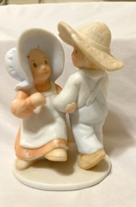 Figura Circle of Frends Bailando por Master Piece 1991 Estatuillas de porcelana - Imagen 1 de 6