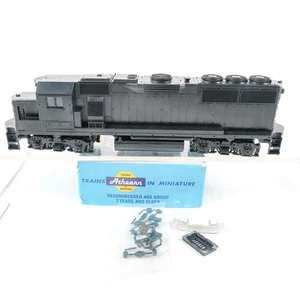 Athearn HO Scale Undecorated Black GP39-2 Diesel Locomotive Kit Project Parts C - Picture 1 of 5