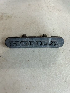 Honda Atc 125m 200e 200es Dash Pad Emblem Trx125 125 200 Big Red 84 85 83 82 M - Picture 1 of 3
