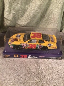 Elliott Sadler #38 Pedigree The Wizard Of OZ 2004 1/24 Nascar Diecast NIB - Picture 1 of 3