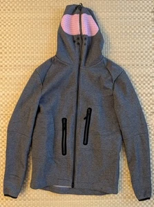 EINGESTELLT Vollebak Entspannung Hoodie grau Herren Größe Small hergestellt in Portugal - Bild 1 von 6